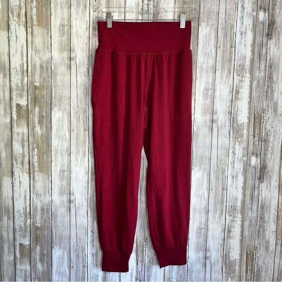 Athleta Red Ultra High Rise Elation Crop Joggers - Picture 2 of 6